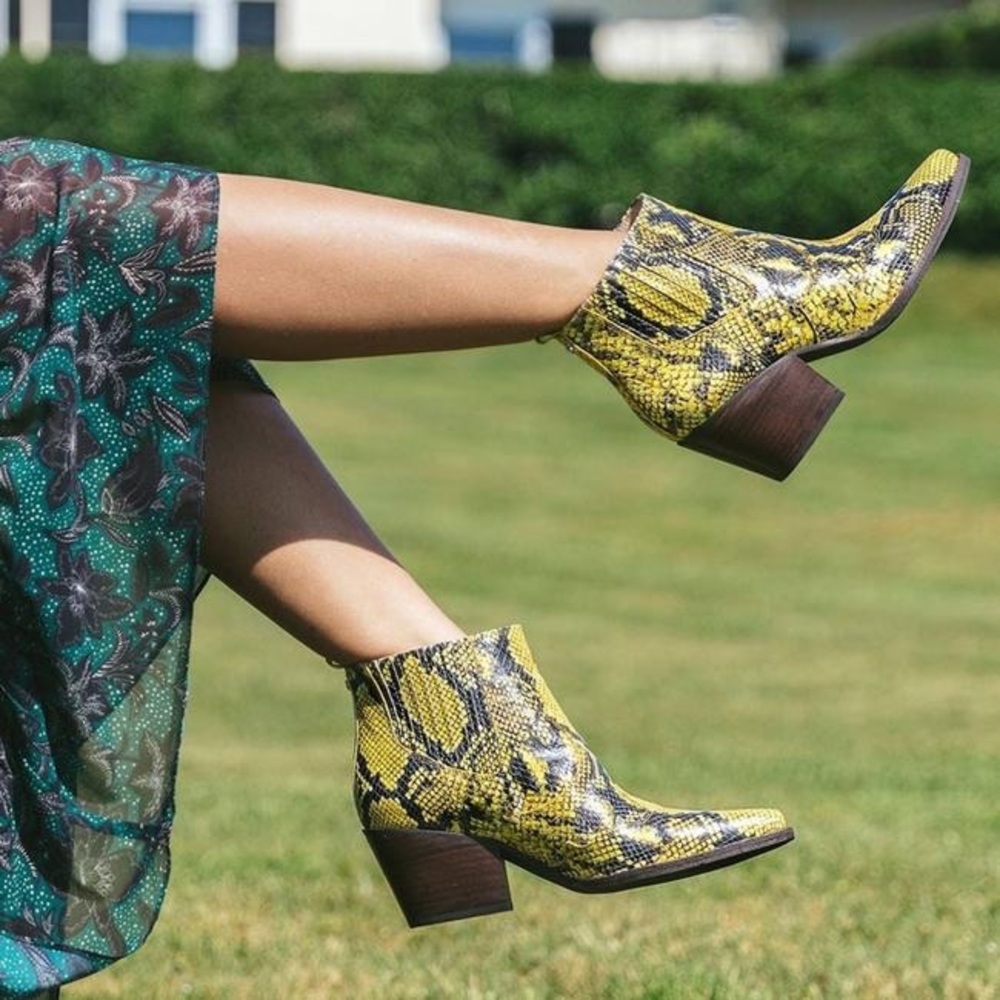 Sam Edelman Yellow New Winona Western Snake Print Boo… - Gem